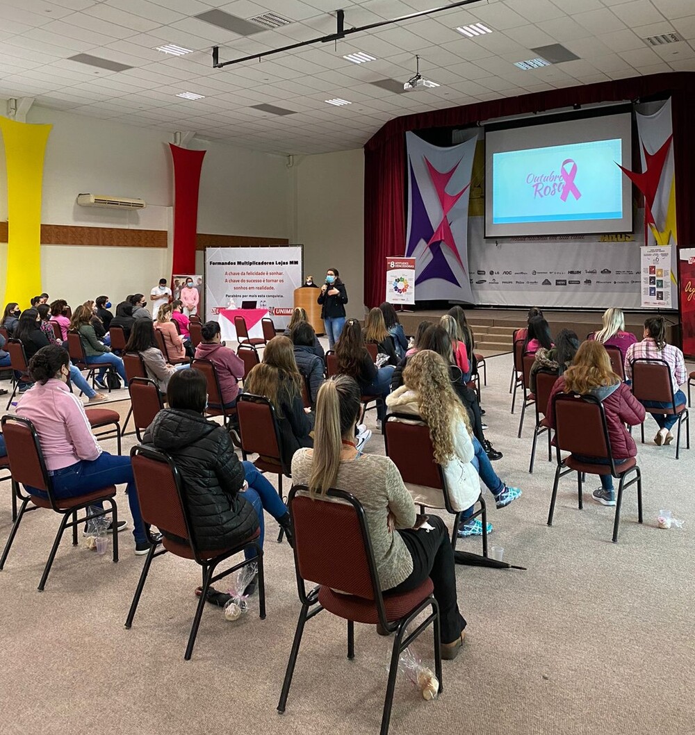 Foto 2 / MM promove ações em alusão ao Outubro Rosa 